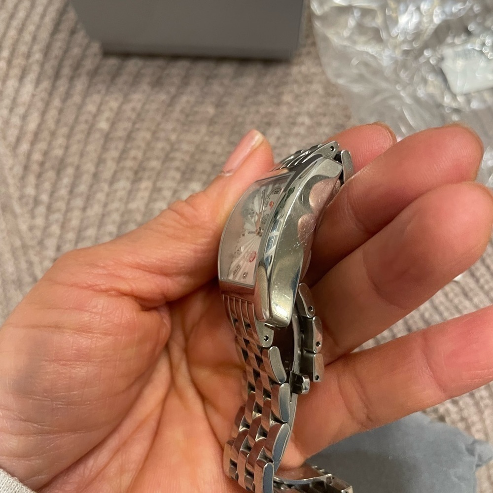 💯% authentic Michele diamond watch - Picture 5 of 8